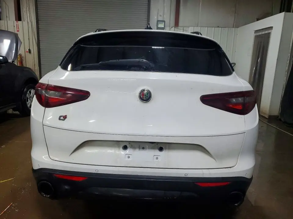 2022 ALFA ROMEO STELVIO   