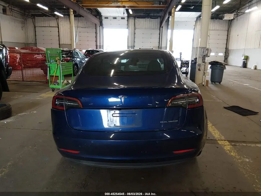 2018 TESLA MODEL 3 LONG RANGE/PERFORMANCE
