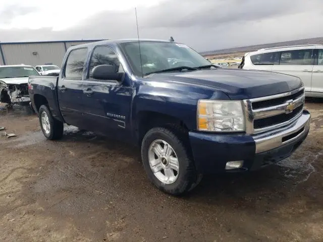 2011 CHEVROLET SILVERADO K1500 LT  