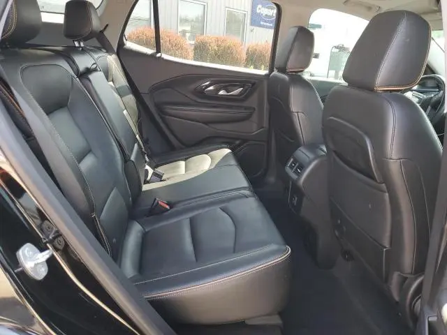 2022 GMC TERRAIN AT4  