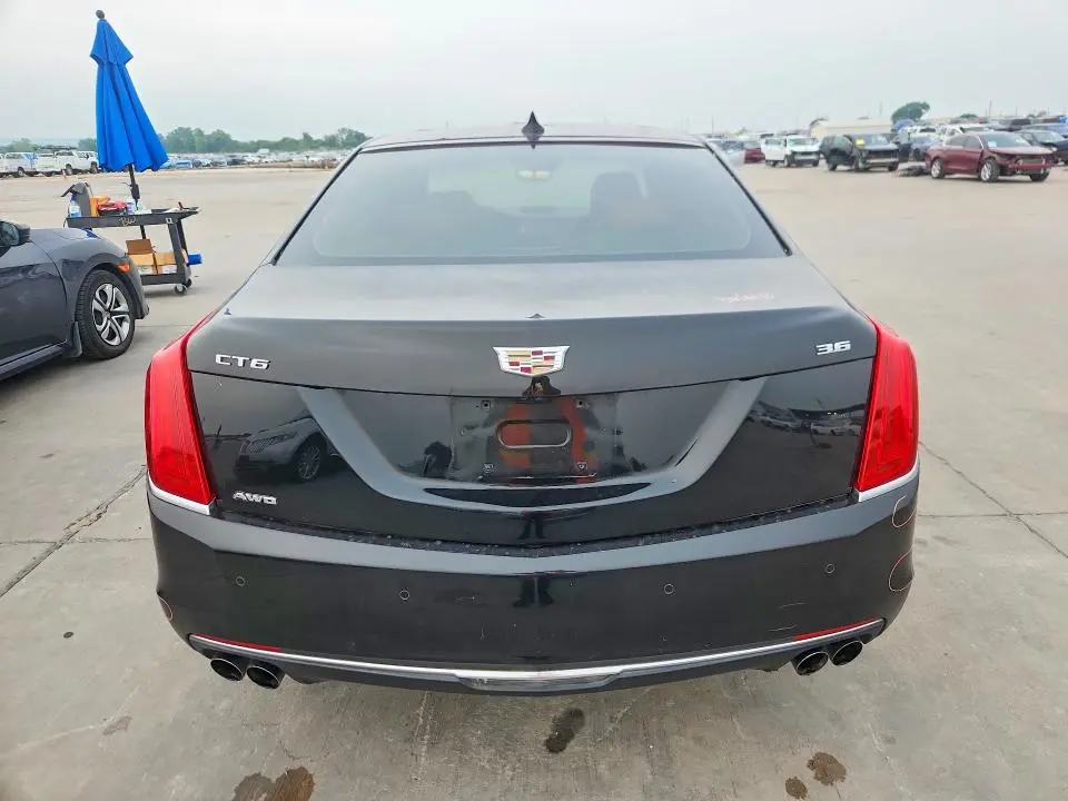 2016 CADILLAC CT6 LUXURY  