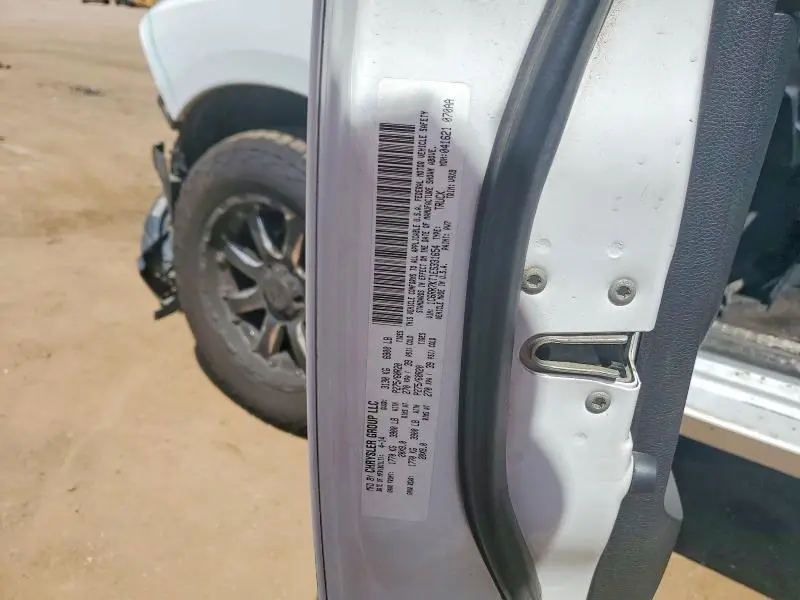 2014 RAM 1500 ST  