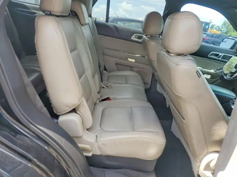 2011 FORD EXPLORER XLT  