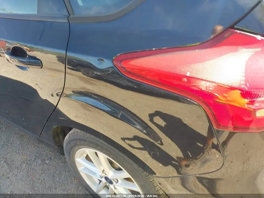 2018 FORD FOCUS SE