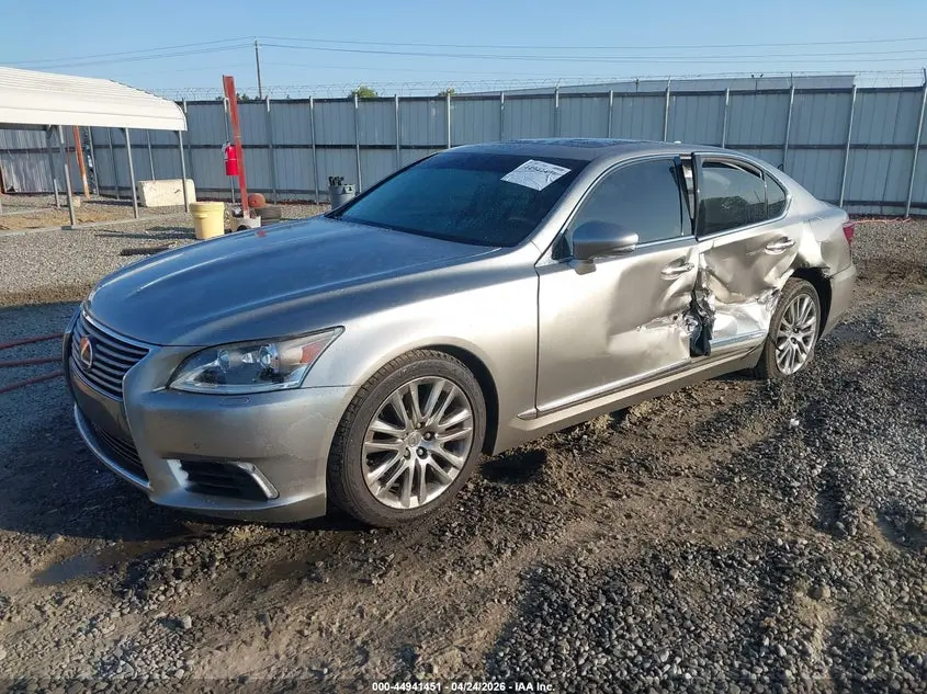2016 LEXUS LS 460  