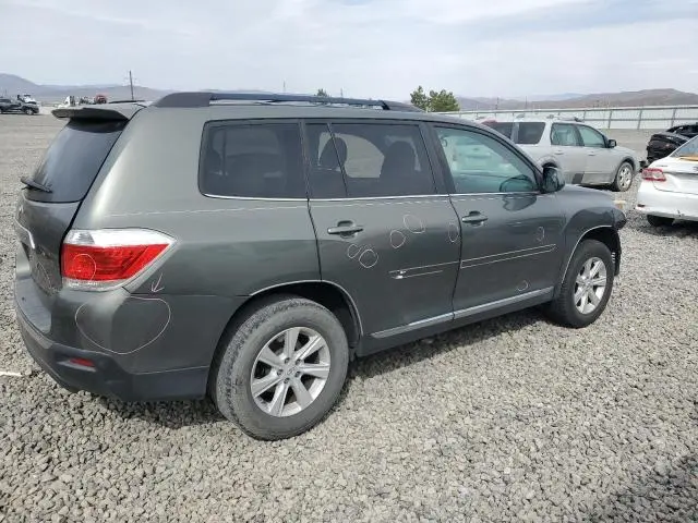 2013 TOYOTA HIGHLANDER BASE  