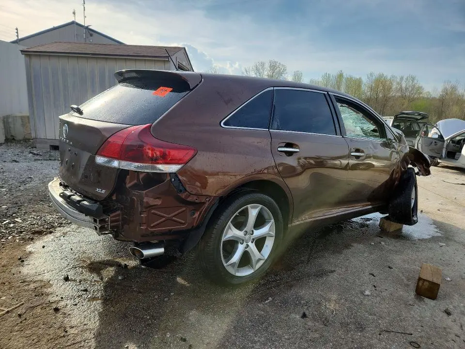 2013 TOYOTA VENZA XLE  