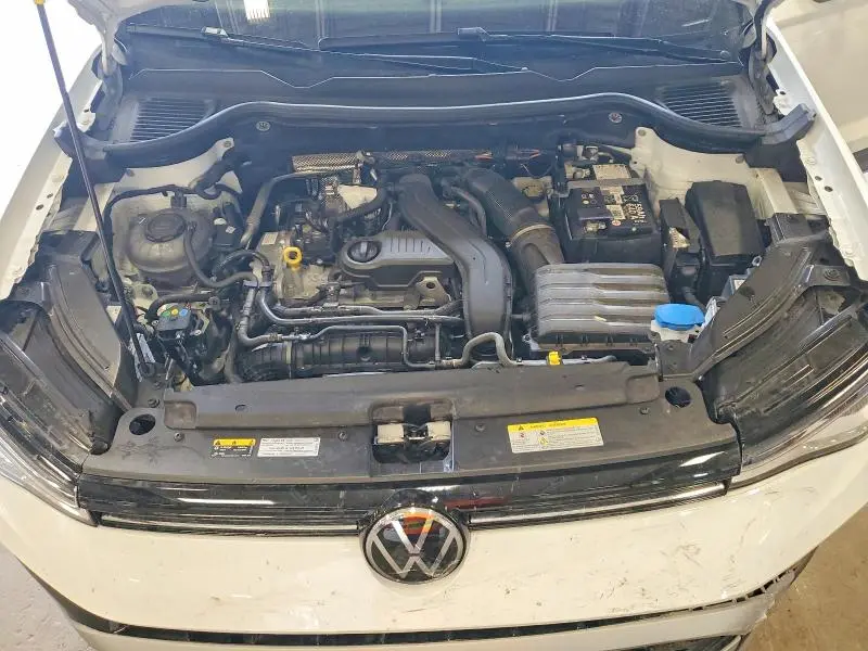2025 VOLKSWAGEN TAOS SE  