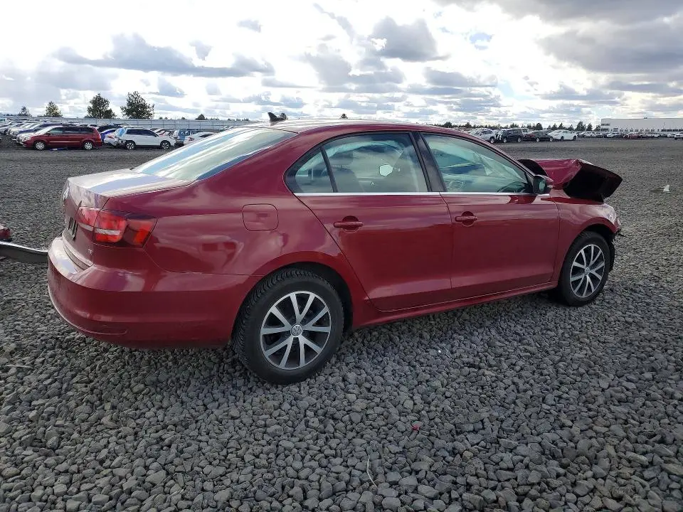 2017 VOLKSWAGEN JETTA SE  