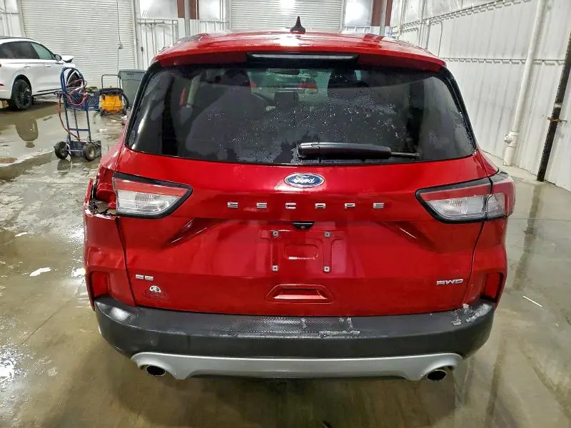 2021 FORD ESCAPE SE  