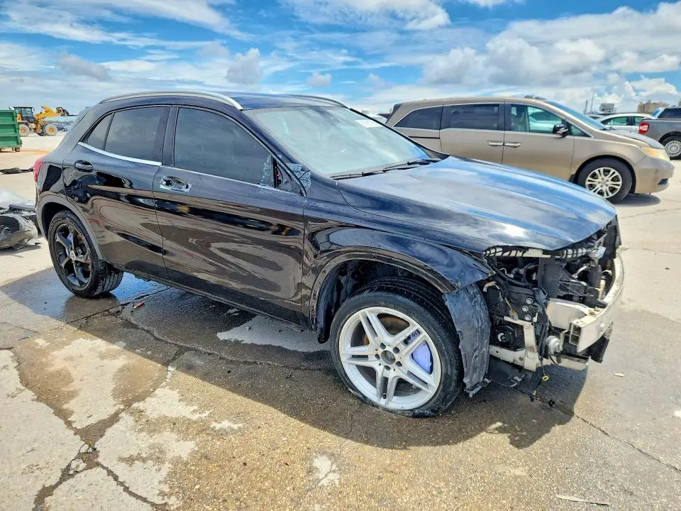 2018 MERCEDES-BENZ GLA 250  