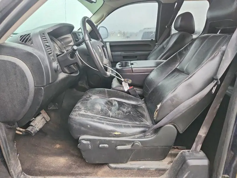 2011 CHEVROLET SILVERADO K1500 LT  