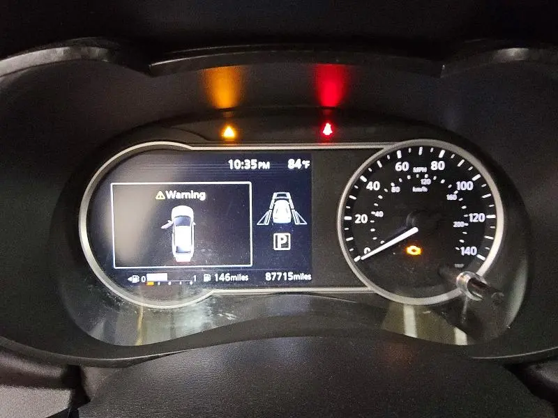 2020 NISSAN VERSA SR  