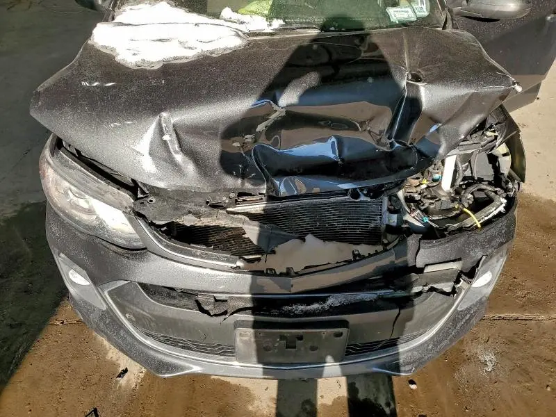 2018 CHEVROLET SONIC LT  