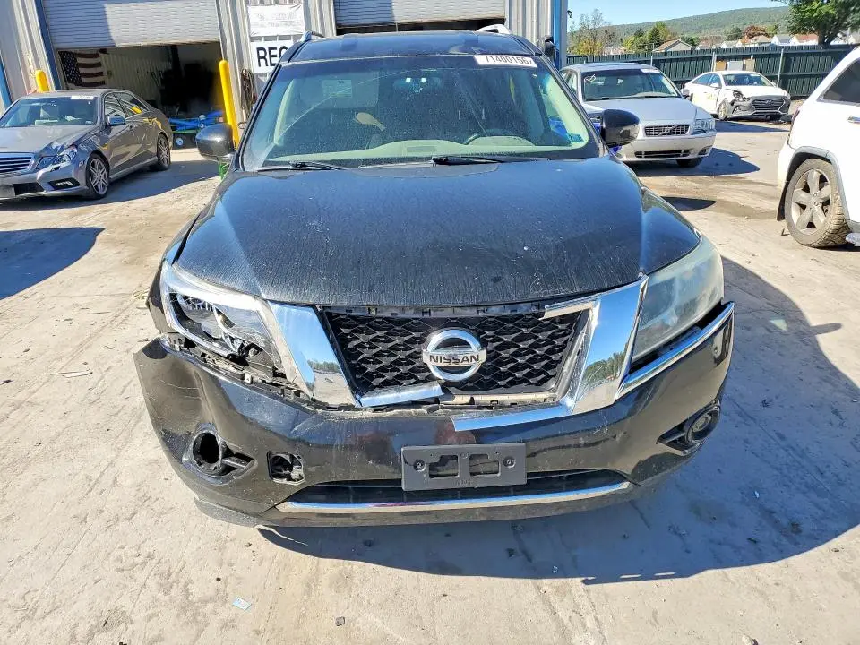 2014 NISSAN PATHFINDER SV  