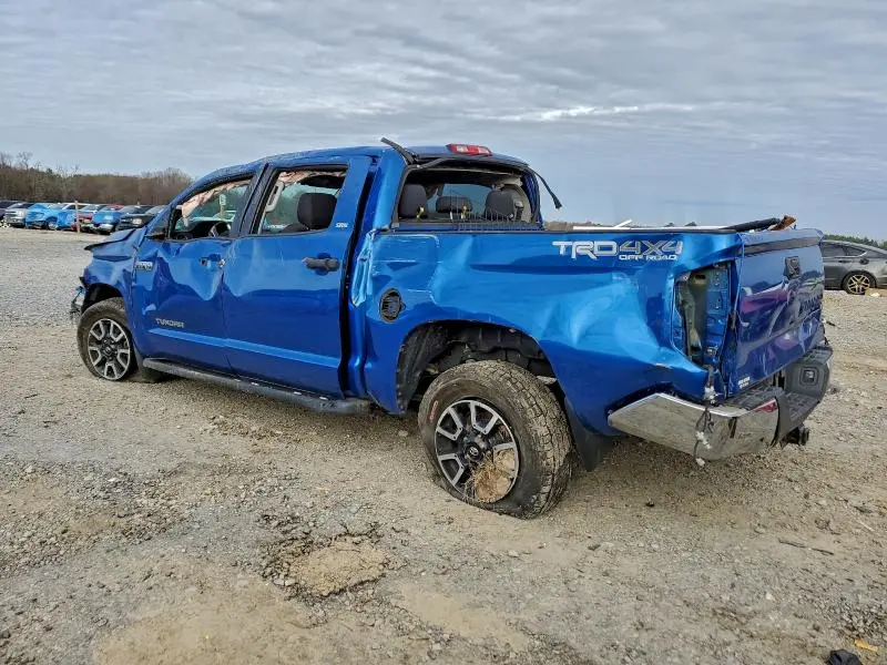 2018 TOYOTA TUNDRA CREWMAX SR5  