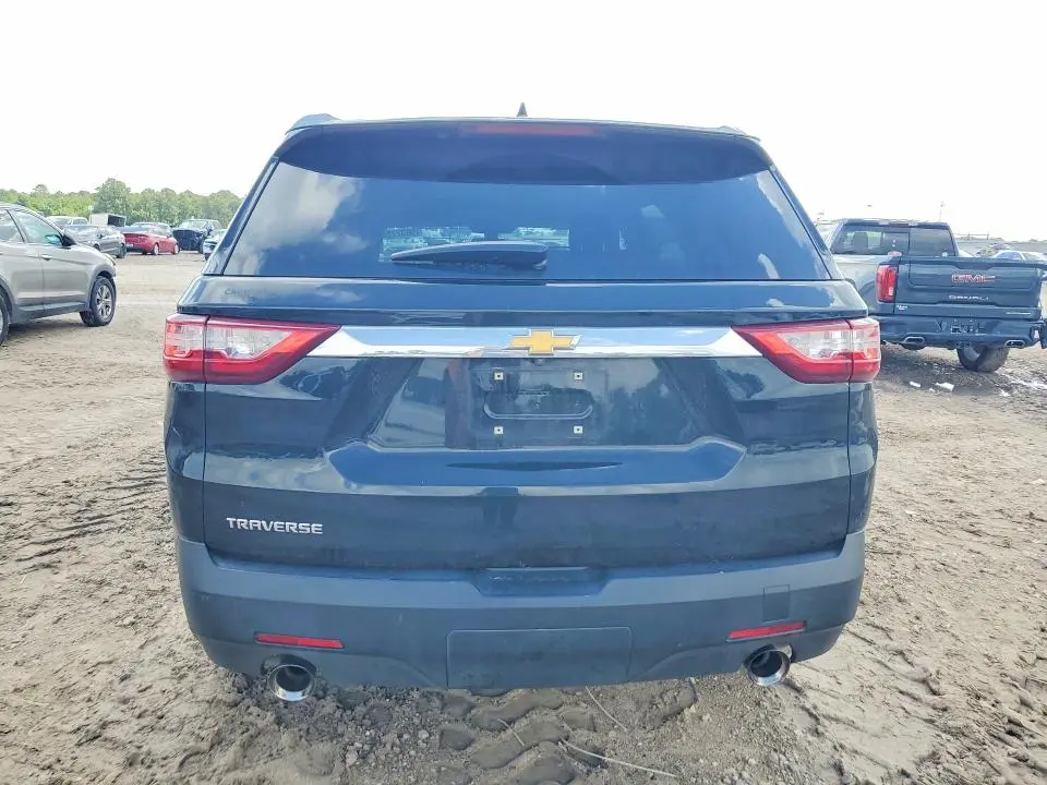 2019 CHEVROLET TRAVERSE LS  