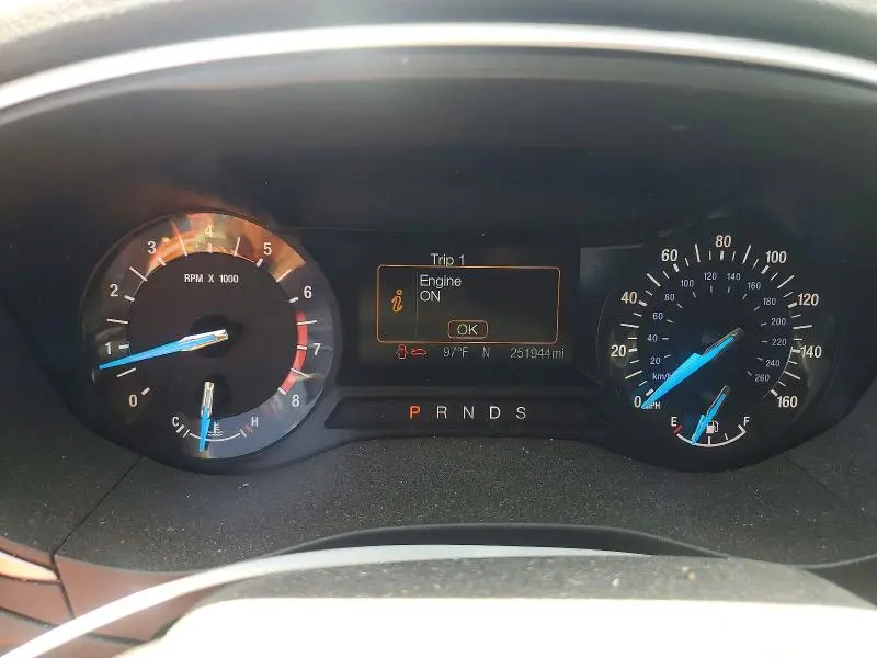 2015 FORD FUSION SE  