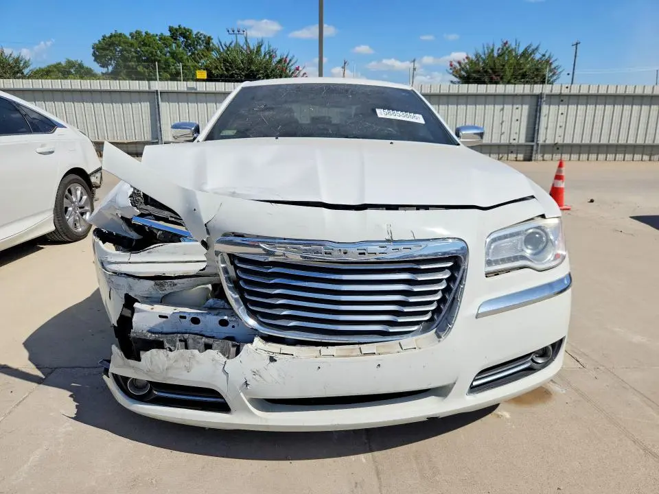 2012 CHRYSLER 300 LIMITED  