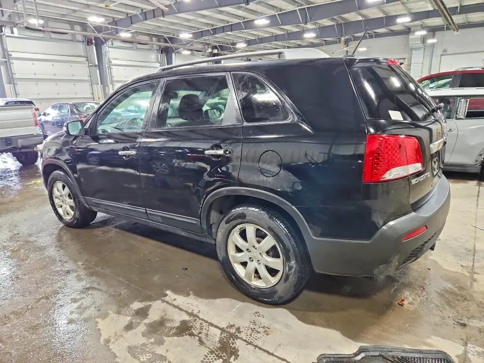 2011 KIA SORENTO LX  