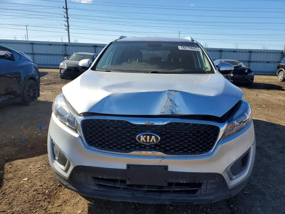 2016 KIA SORENTO LX  