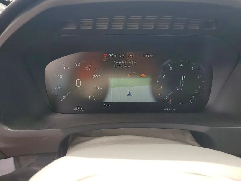 2017 VOLVO XC90 T6  