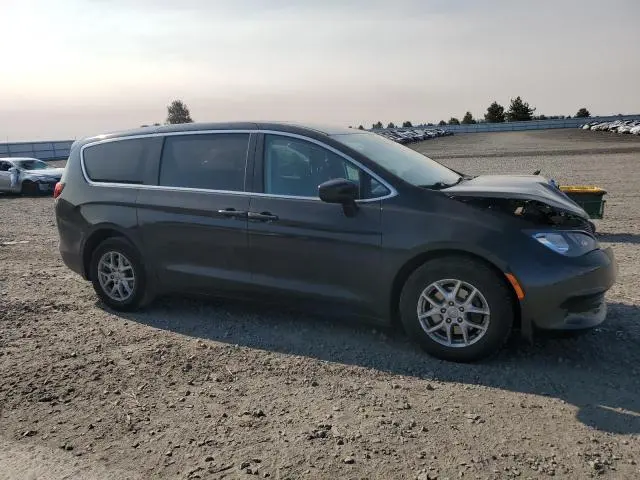 2017 CHRYSLER PACIFICA LX  