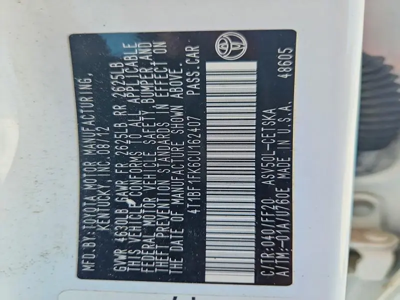 2012 TOYOTA CAMRY SE  