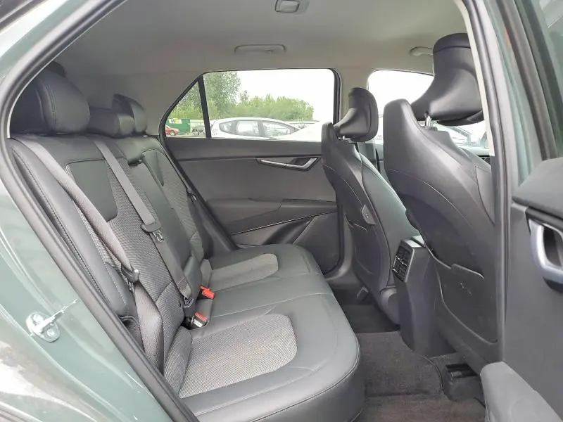 2024 KIA NIRO EX  