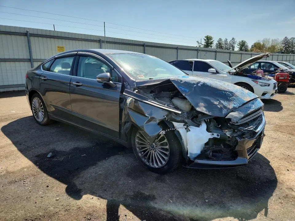 2015 FORD FUSION TITANIUM  