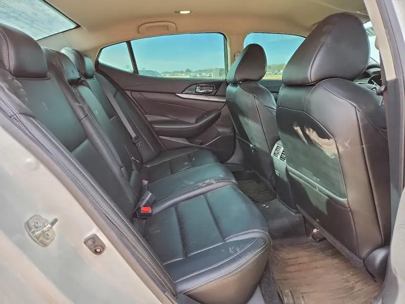 2020 NISSAN MAXIMA SV  