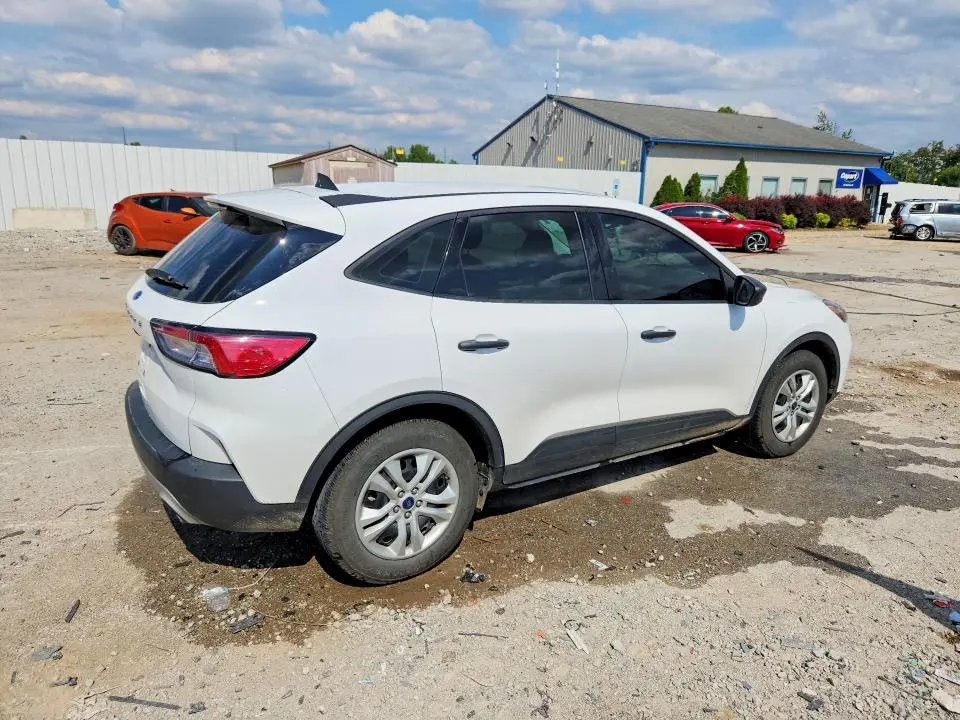2022 FORD ESCAPE S  