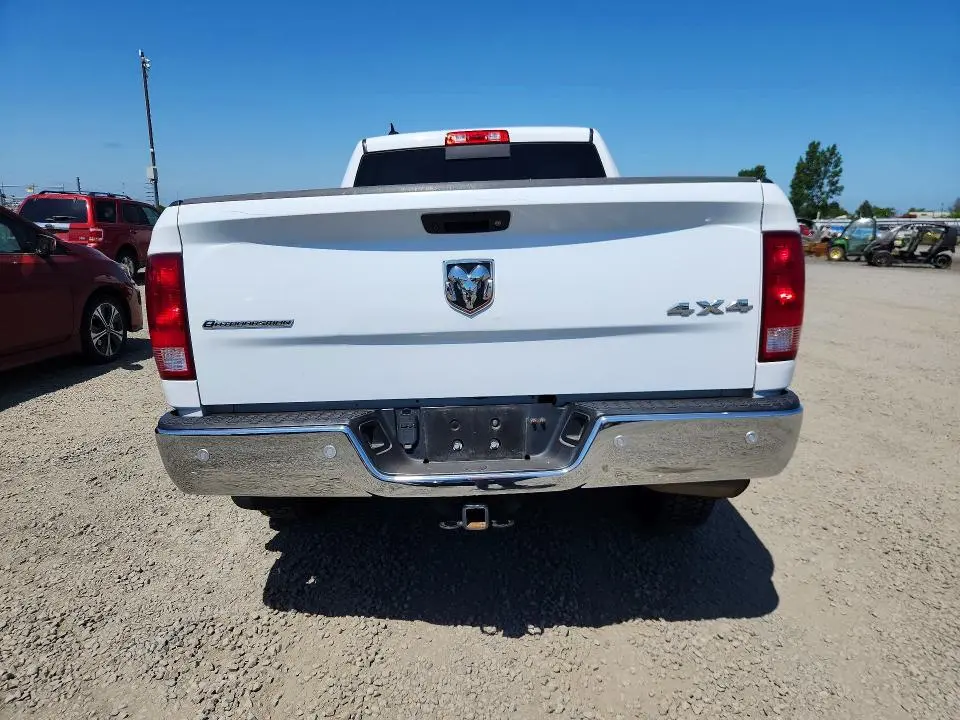 2018 RAM 1500 SLT  