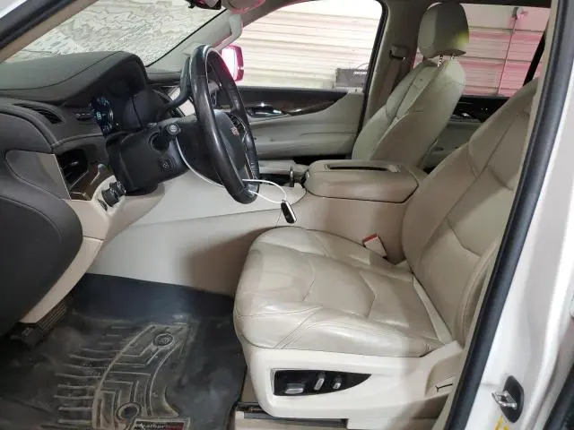 2019 CADILLAC ESCALADE LUXURY  