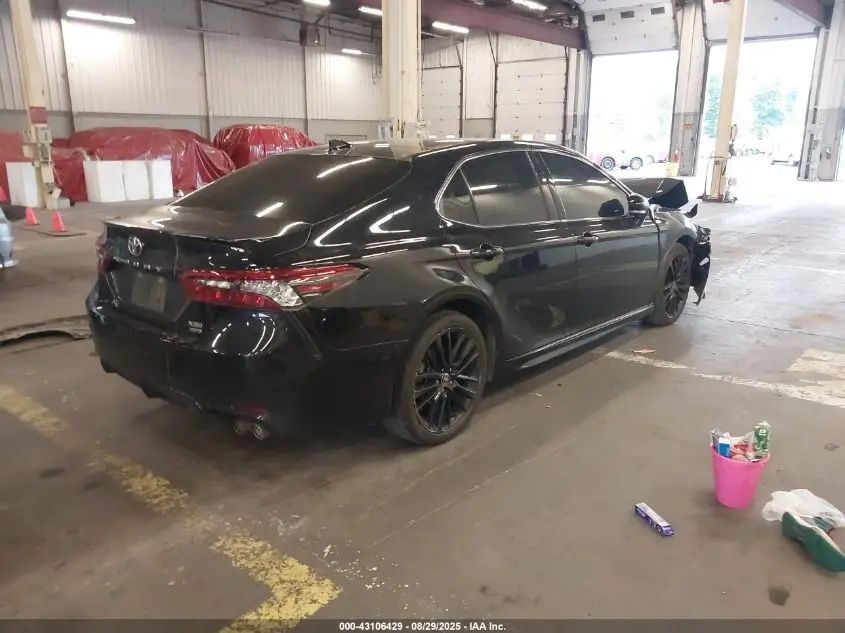 2022 TOYOTA CAMRY XSE AWD