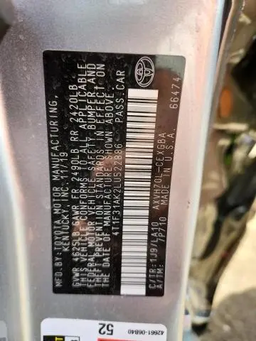 2020 TOYOTA CAMRY XLE  