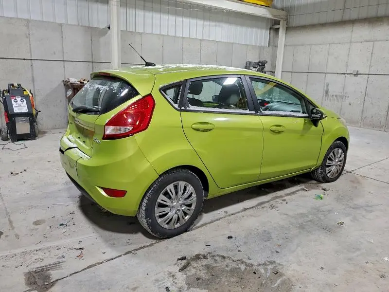 2013 FORD FIESTA SE  