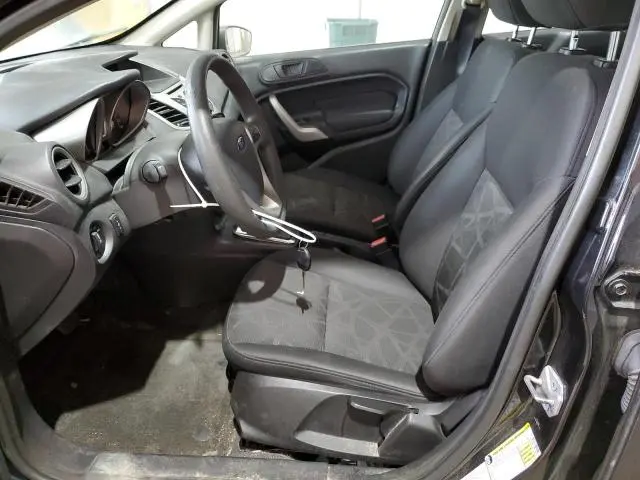 2011 FORD FIESTA SE  