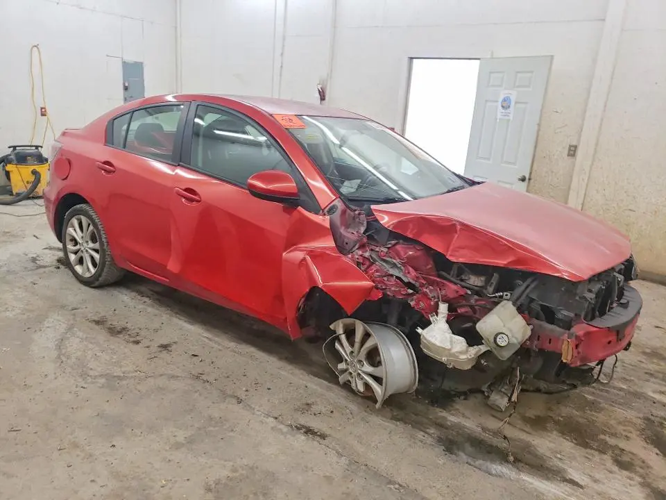 2011 MAZDA 3 S  