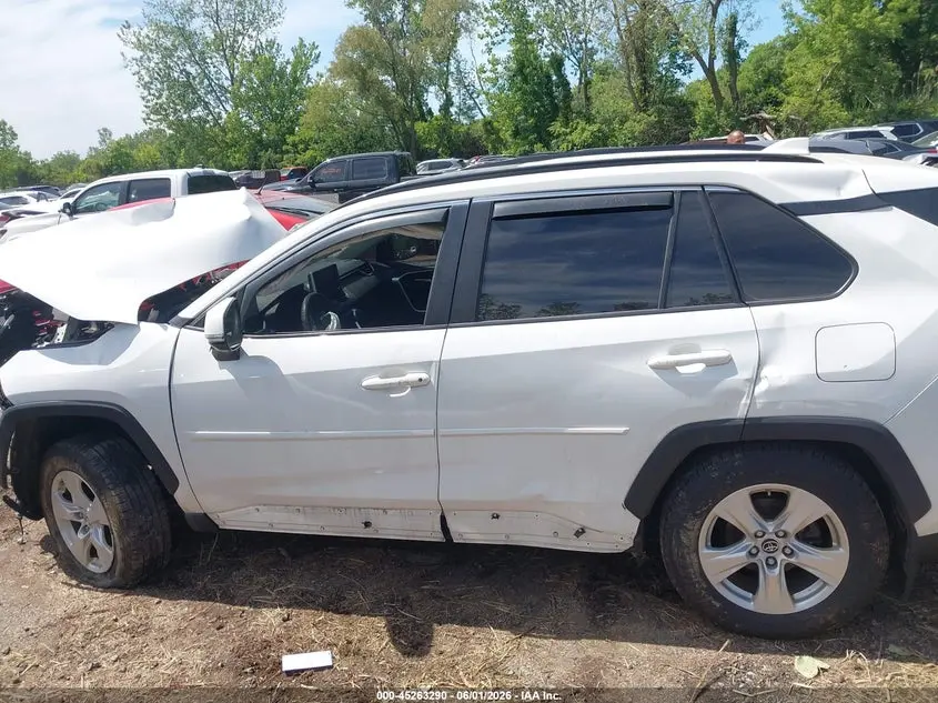 2019 TOYOTA RAV4 XLE