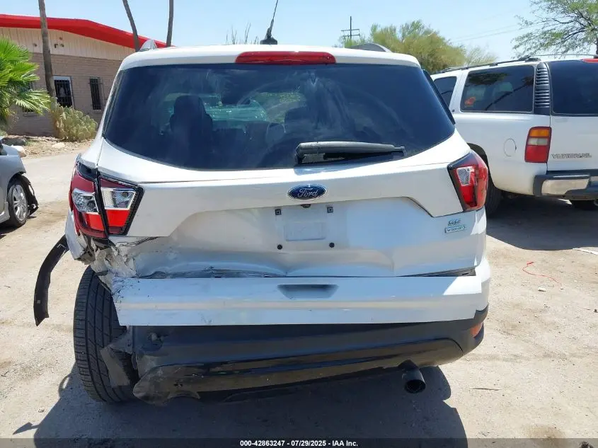 2019 FORD ESCAPE SE