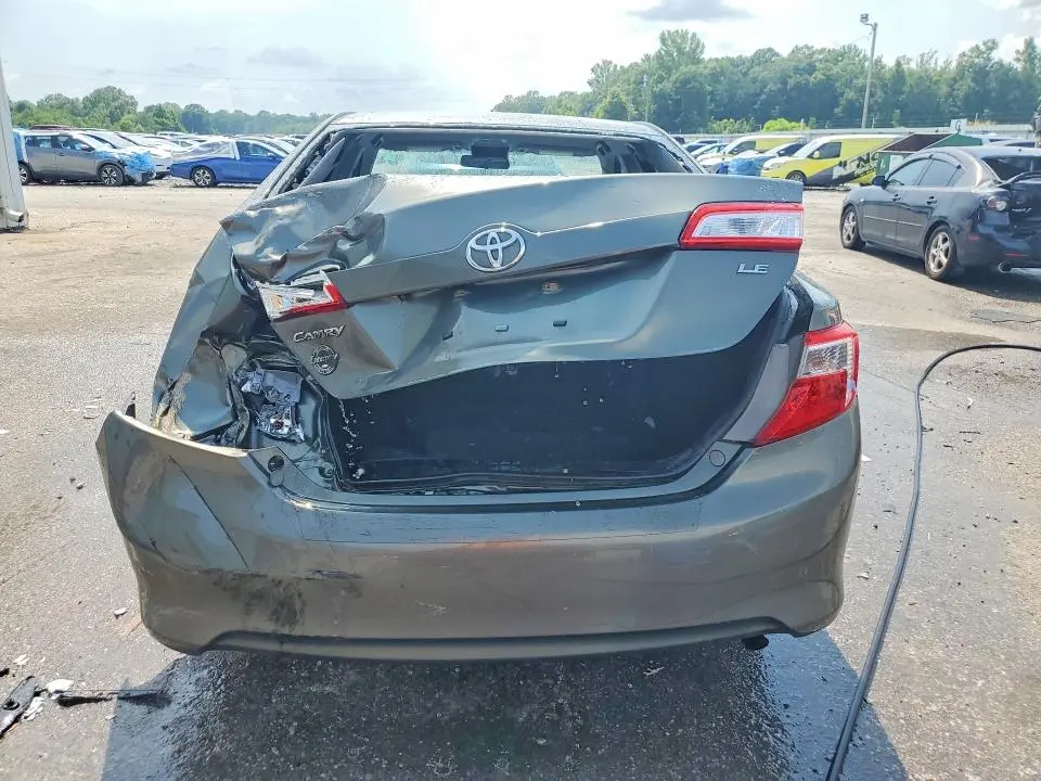 2014 TOYOTA CAMRY LE  