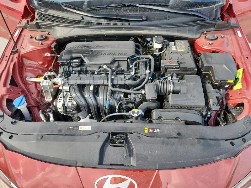 2024 HYUNDAI ELANTRA SE  