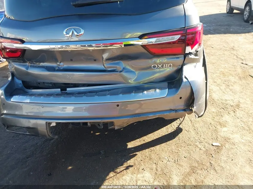 2018 INFINITI QX80  