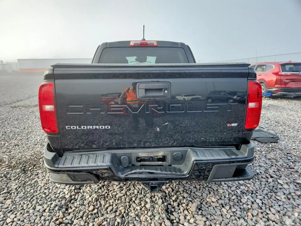 2021 CHEVROLET COLORADO LT  