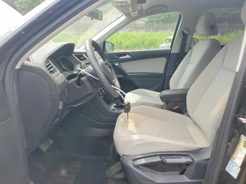 2021 VOLKSWAGEN TIGUAN S  