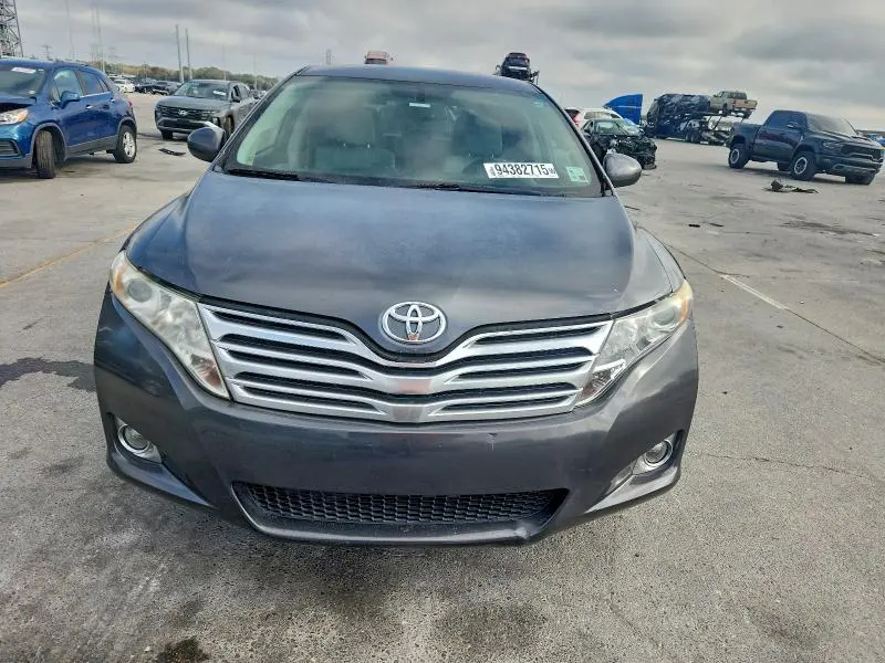 2012 TOYOTA VENZA LE  