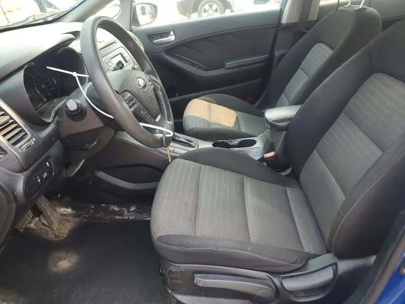 2015 KIA FORTE LX  