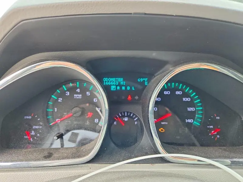 2011 CHEVROLET TRAVERSE LT  