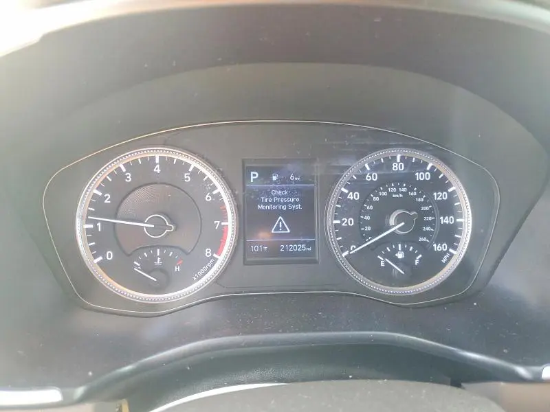 2019 HYUNDAI SANTA FE SE  